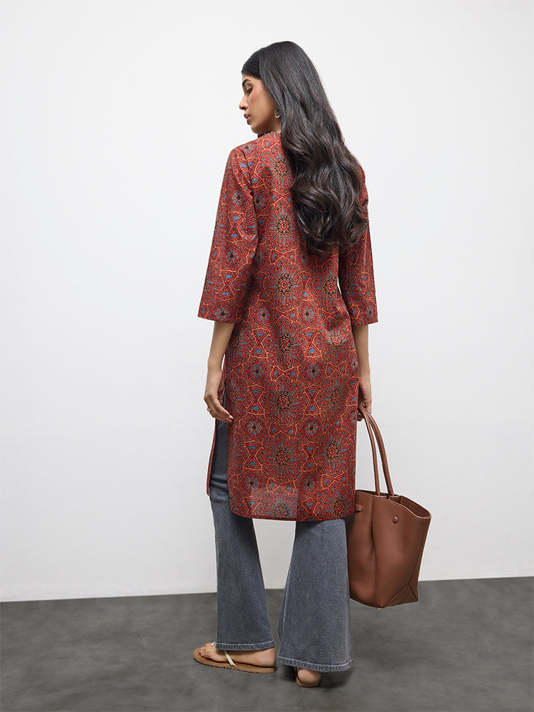 Utsa Maroon Botanical Butta Design Cotton Straight Kurta