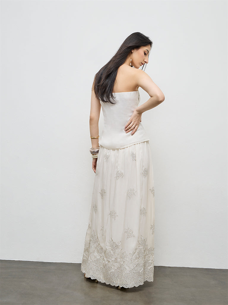Vark White Floral Embroidered Skirt