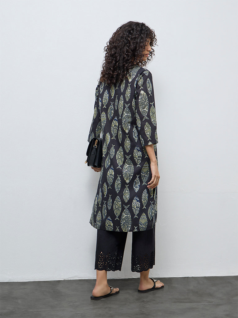 Utsa Black Fish Printed Cotton Straight Kurta
