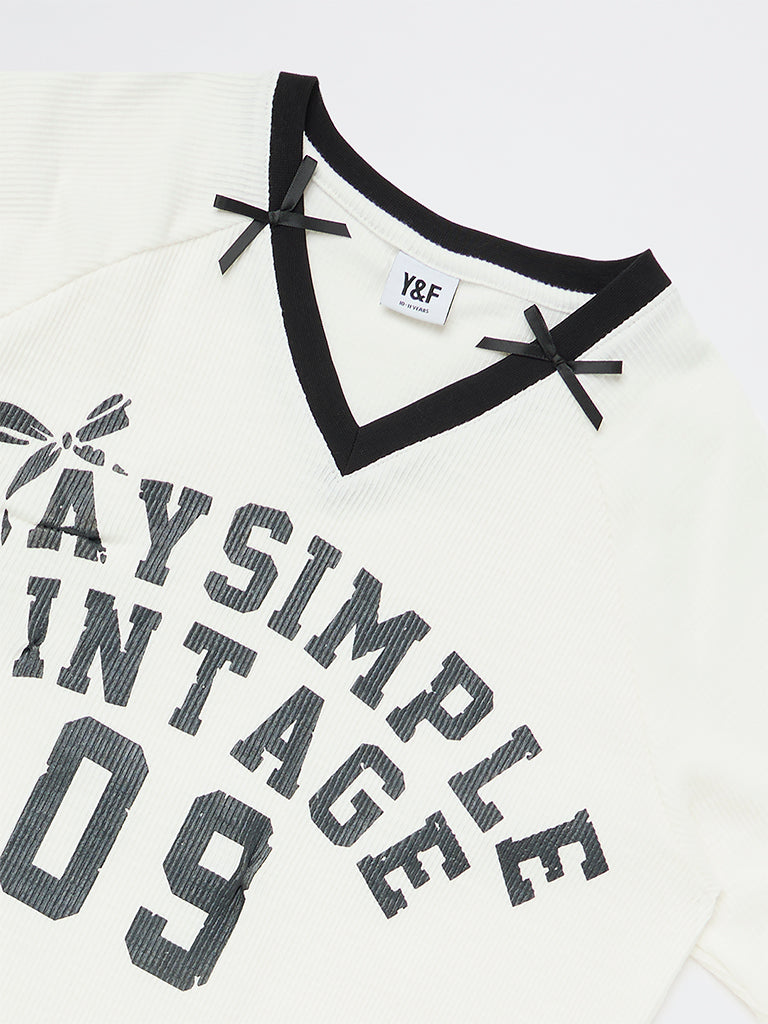 Girls White Text-Printed T-Shirt