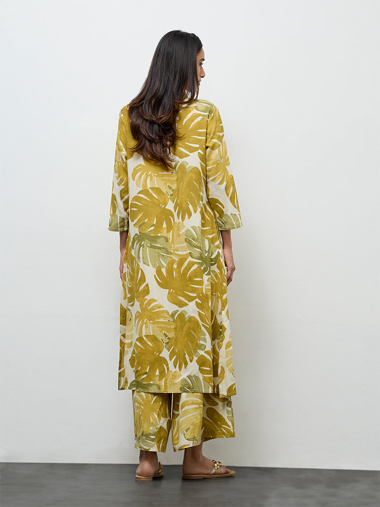 Utsa Green Foliage Printed A-Line Kurta