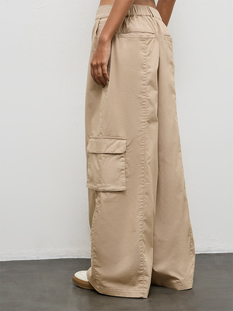Nuon Beige High-Rise Cargo Pants