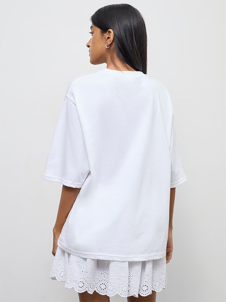 Nuon White Bali-Inspired Oversized Cotton T-Shirt