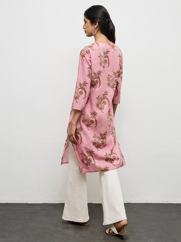 Utsa Light Pink Floral Printed Cotton Straight Kurta