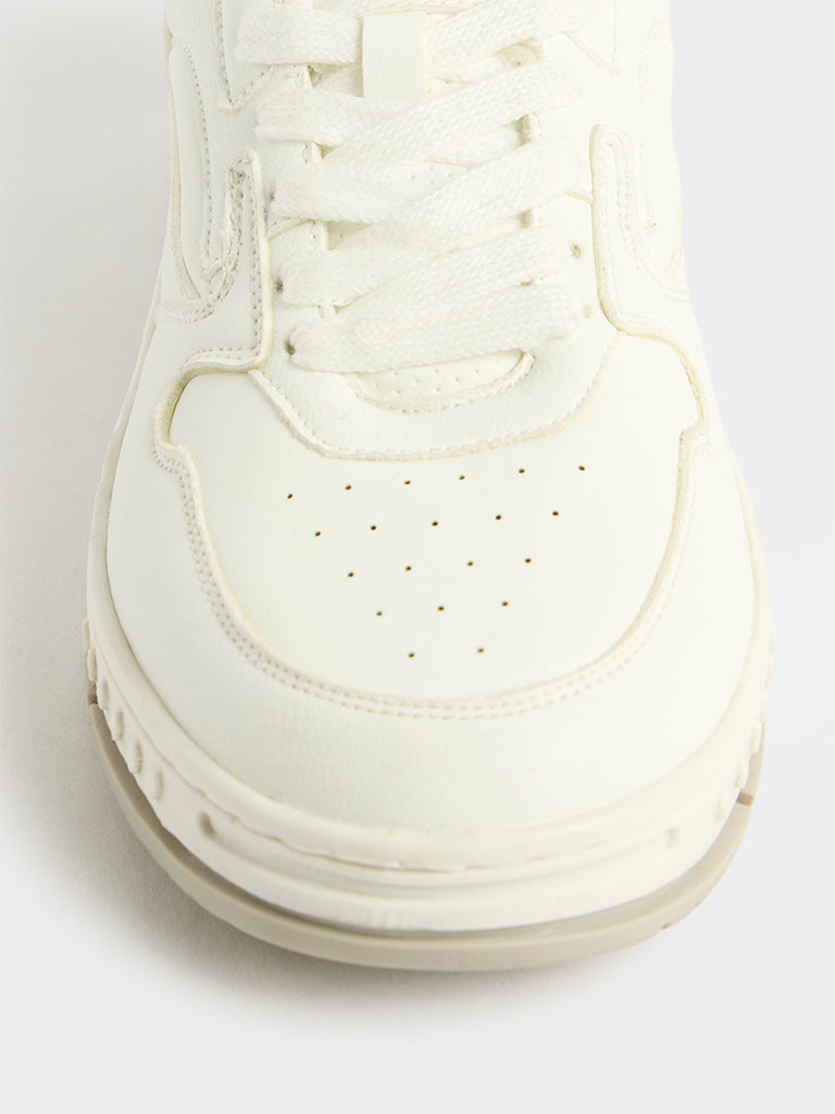 SOLEPLAY Off-White Sneakers