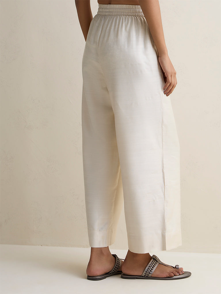Zuba Light Beige Solid Pants