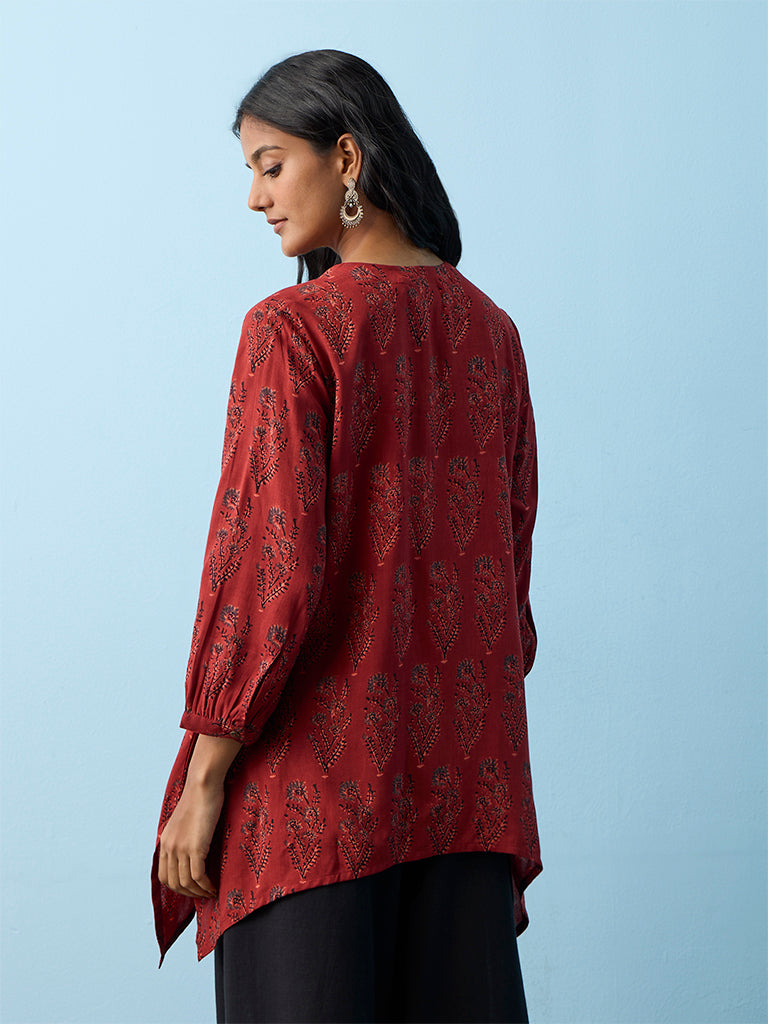 Utsa Red Botanical Printed Kurti