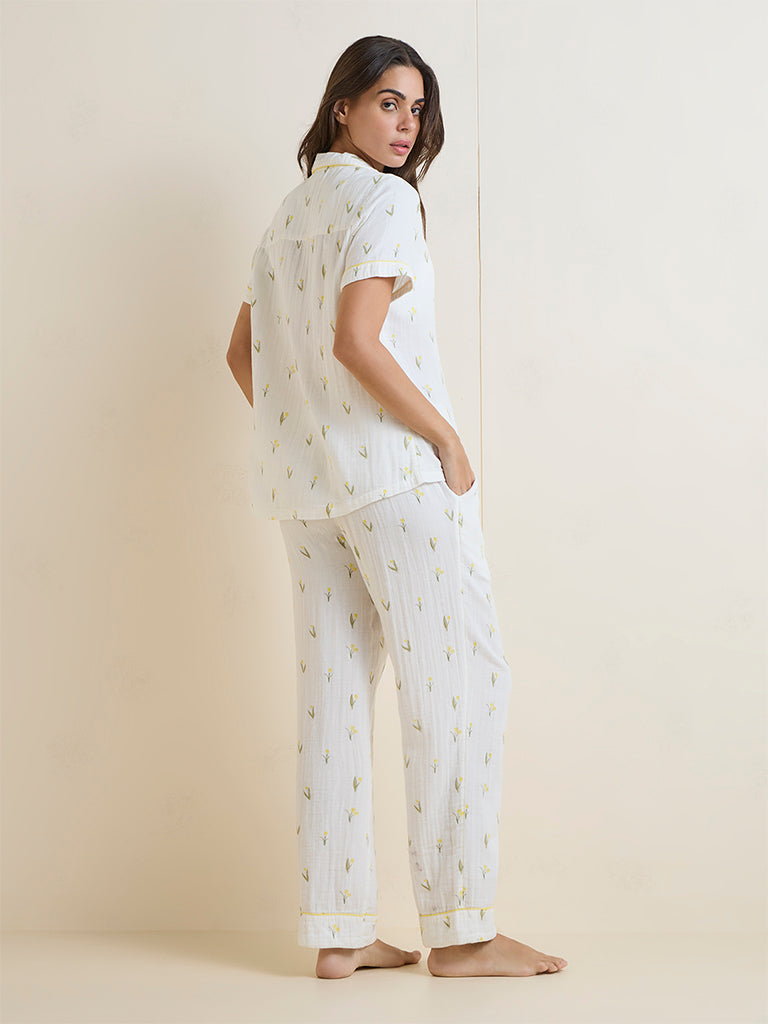 Wunderlove Ivory Foliage Pattern Cotton Shirt and Pyjama Set