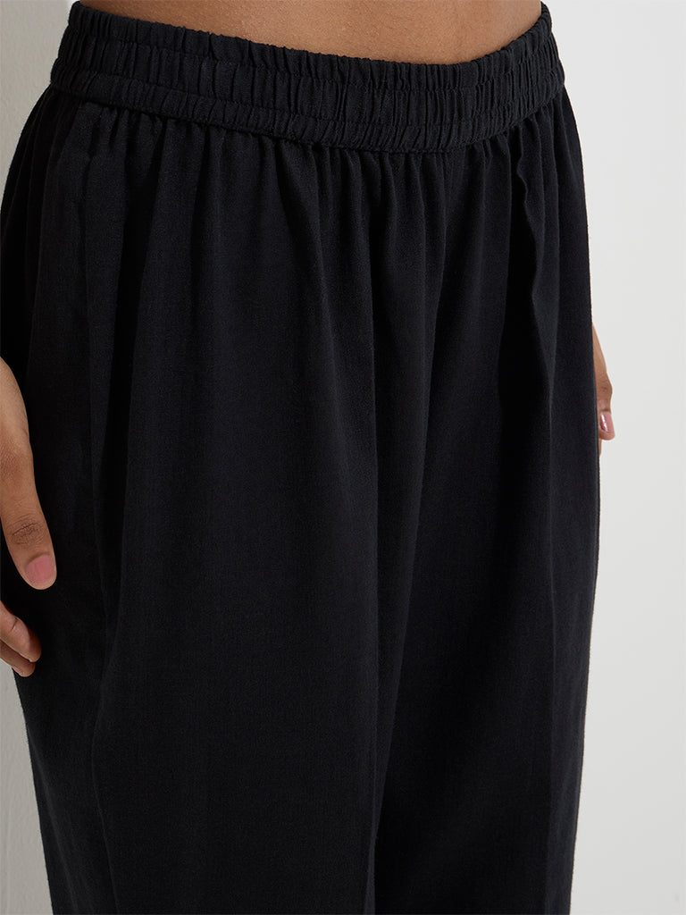 Utsa Black Solid Cotton Ethnic Pants