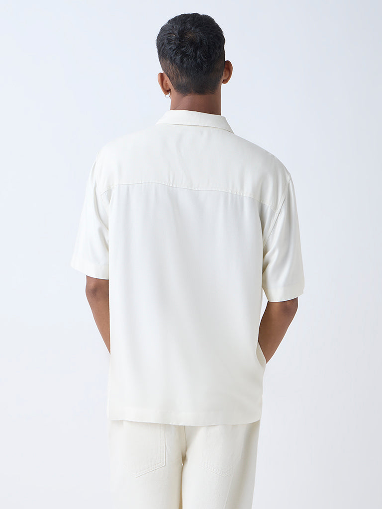 Nuon Off-White Solid Relaxed-Fit Shirt