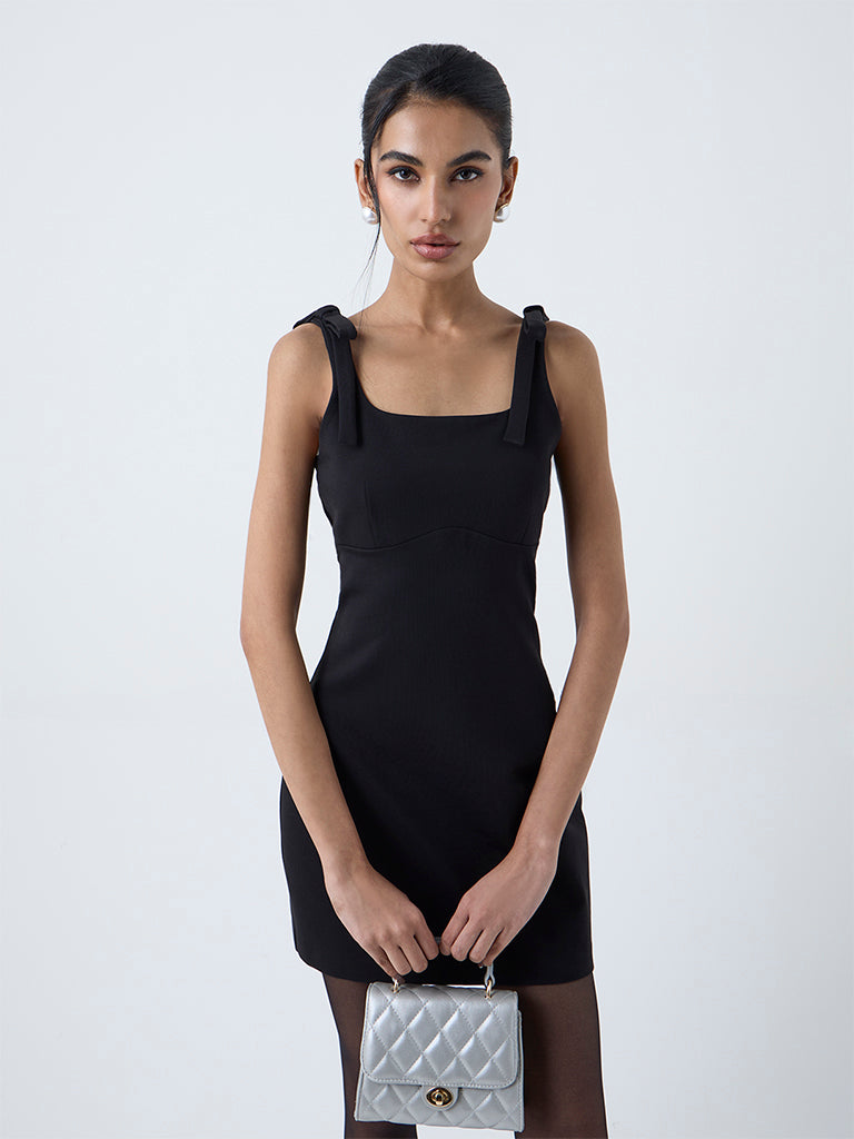 Nuon Black Solid Sheath Dress