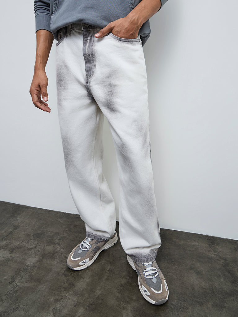 Nuon Off-White Relaxed-Fit Mid-Rise Jeans