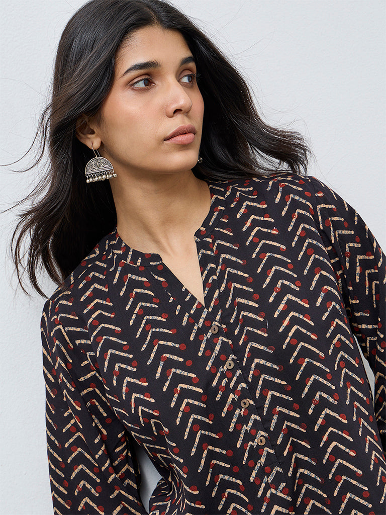 Utsa Black Chevron Printed Tunic