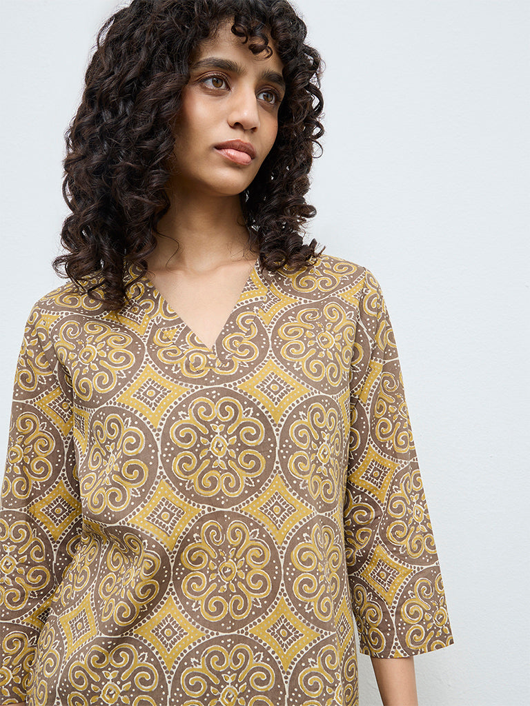 Utsa Dark Yellow Printed Cotton Straight Kurta