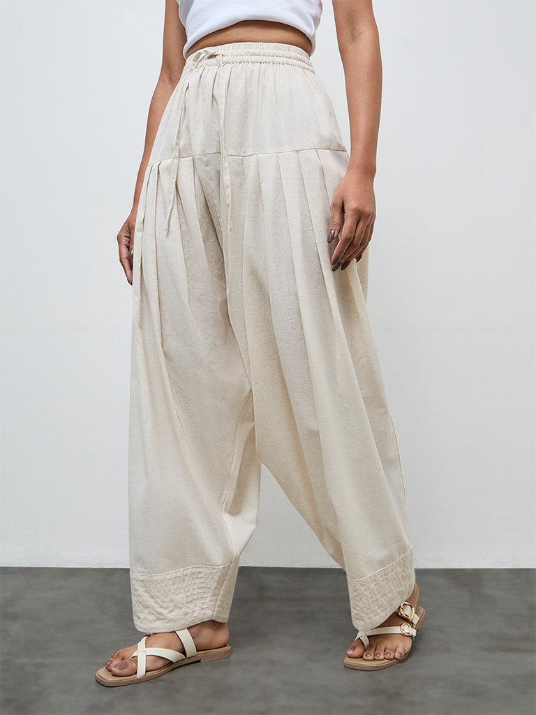 Utsa Off-White Cotton-Blend Dhoti-Style Pants