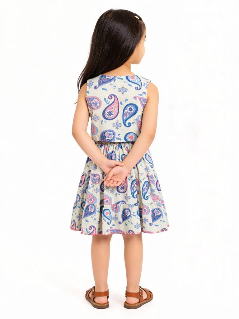 Utsa Kids Girls Off-White Paisley Printed Cotton-Blend Waistcoat - (2-8 yrs)