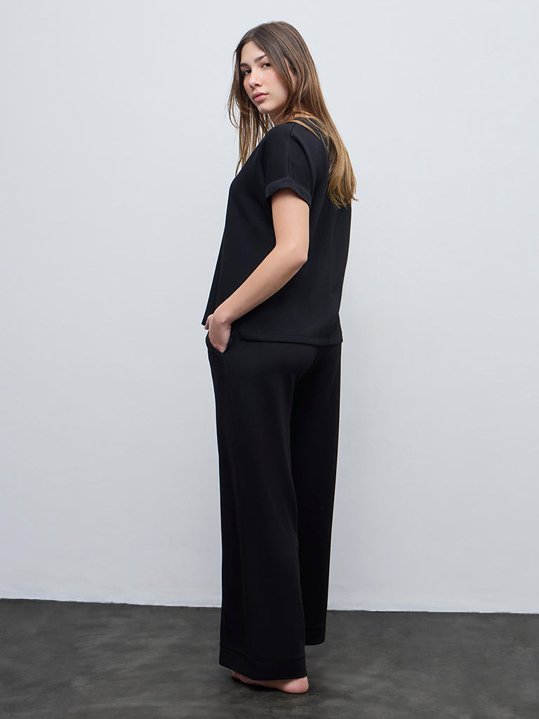 Wunderlove Black Solid High-Rise Pants
