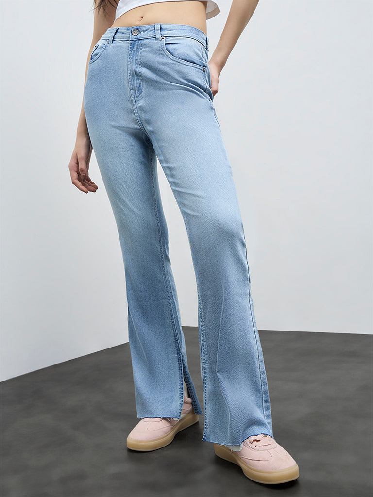 Nuon Light Blue Faded High-Rise Jeans