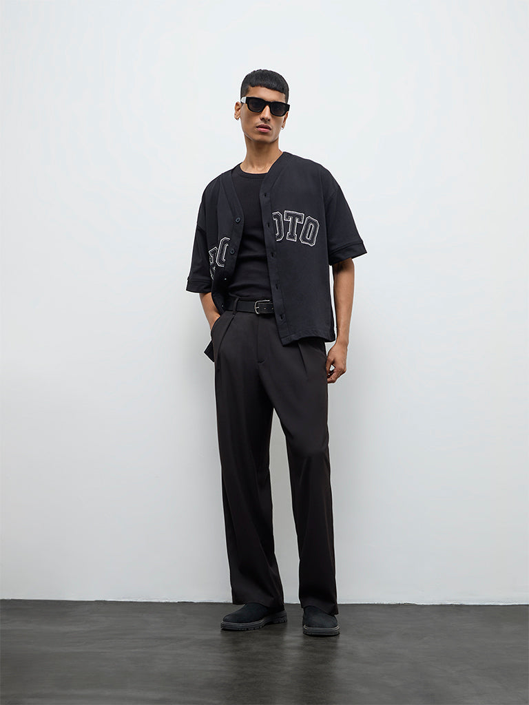 Nuon Black Solid Relaxed-Fit Mid-Rise Trousers