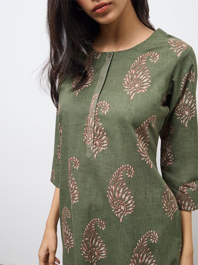 Utsa Olive Paisley Printed Cotton Straight Kurta