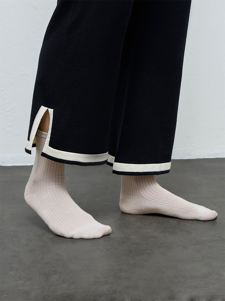 Wunderlove Black Contrast-Detail High-Rise Pants