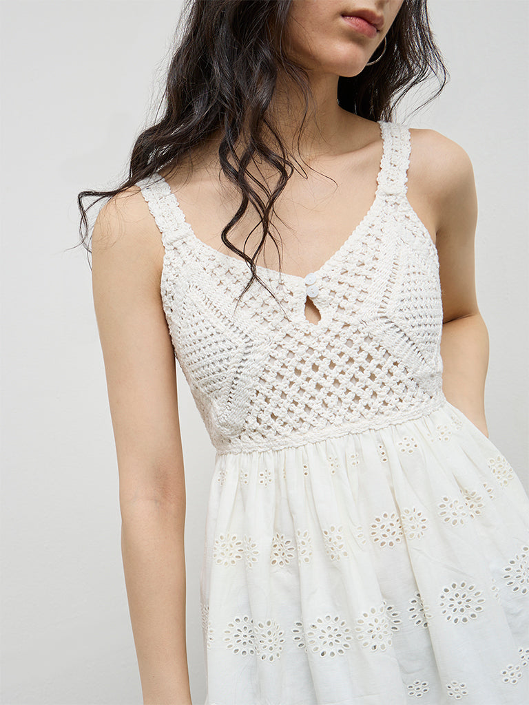 Bombay Paisley Off-White Crochet Design Cotton A-Line Dress