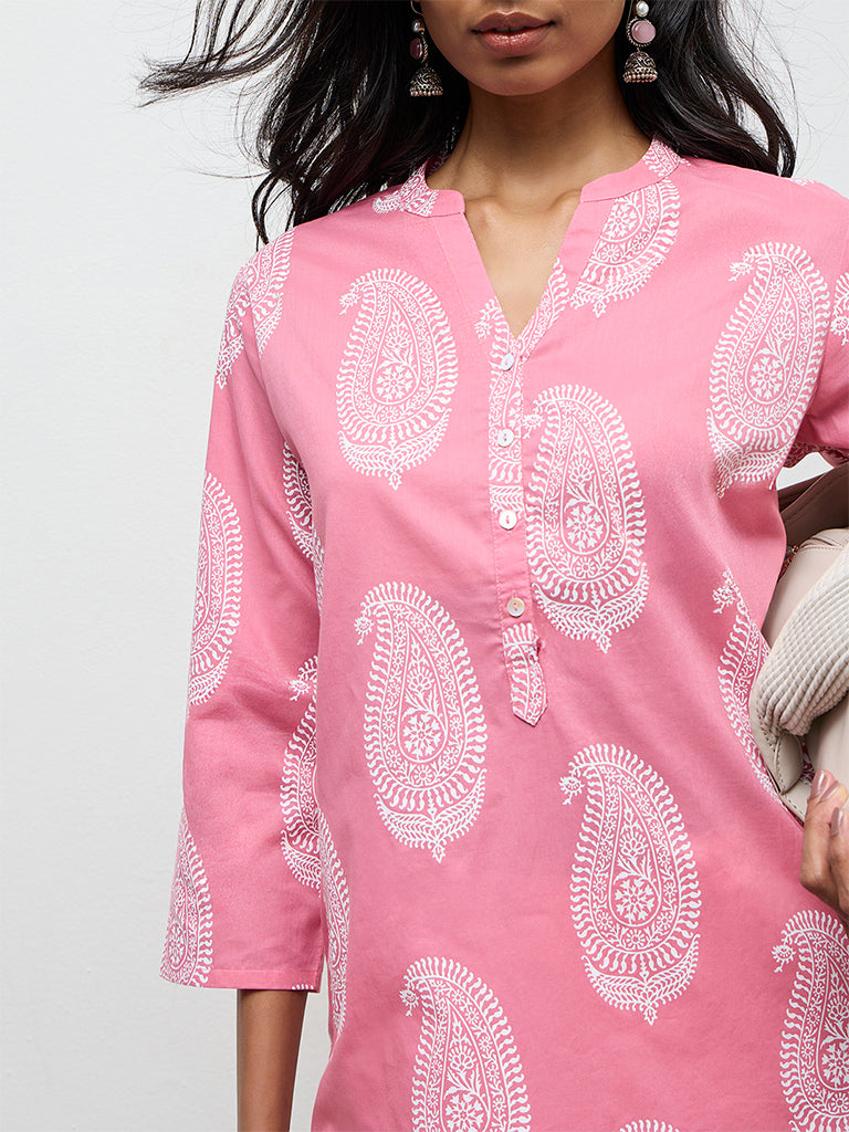 Utsa Pink Paisley Printed Cotton Straight Kurta