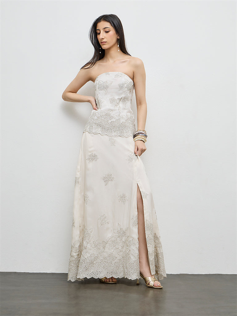 Vark White Floral Embroidered Skirt