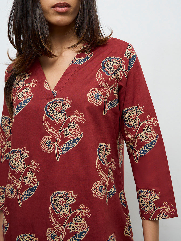 Utsa Maroon Butta Printed Cotton Straight Kurta