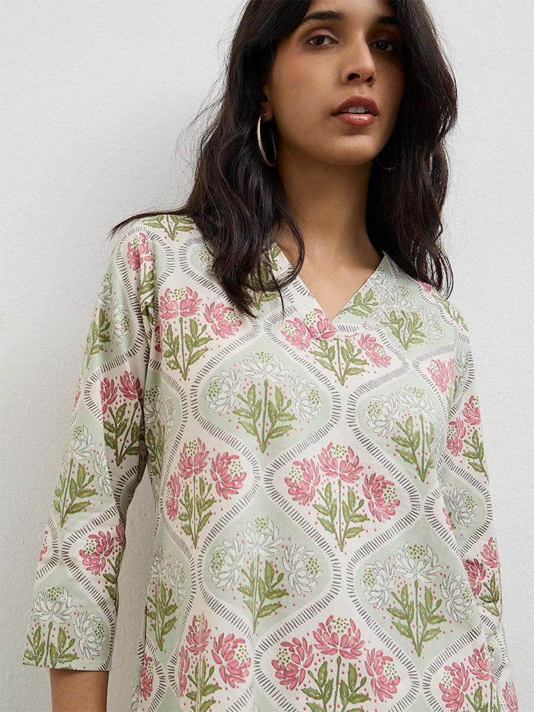 Utsa Green Floral Printed Cotton Straight Kurta