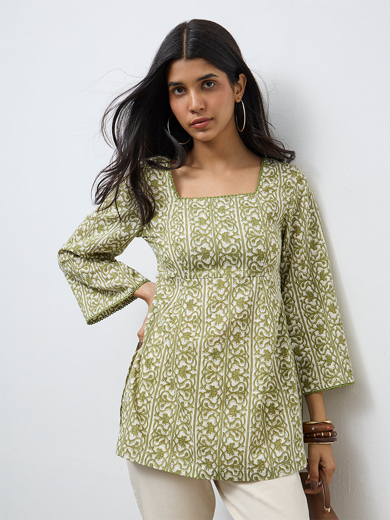 Utsa Green Floral Cotton A-Line Kurta