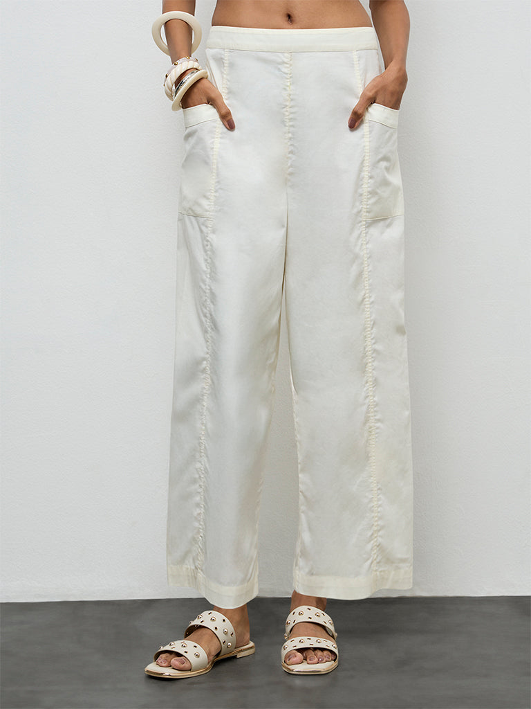 Utsa White Solid Cotton Pants