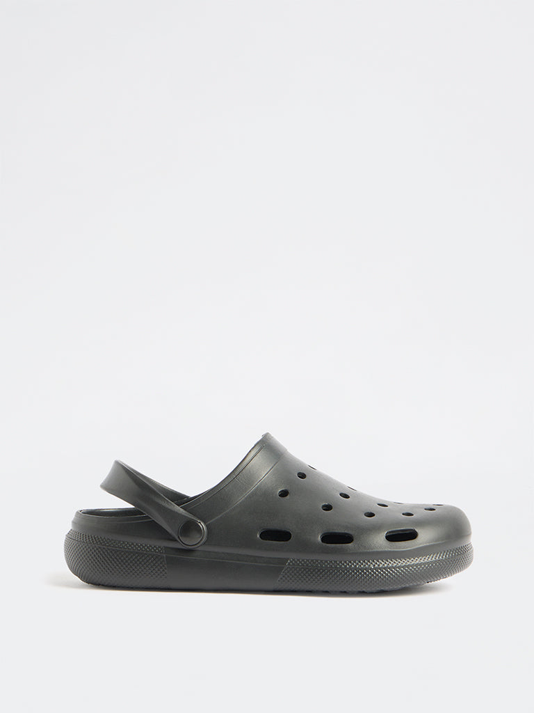 SOLEPLAY Black Perforated Clogs