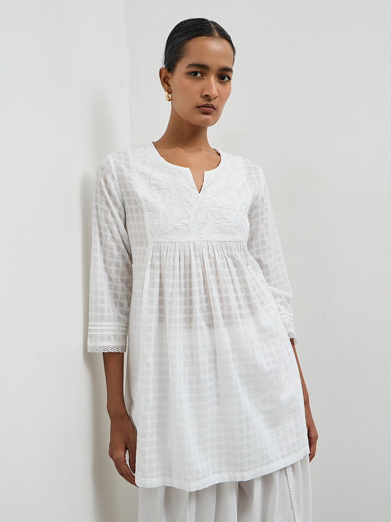 Zuba Ivory Embroidered Tunic