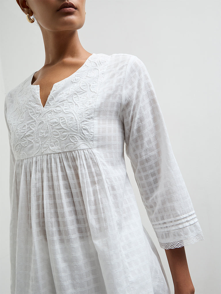 Zuba Ivory Embroidered Tunic