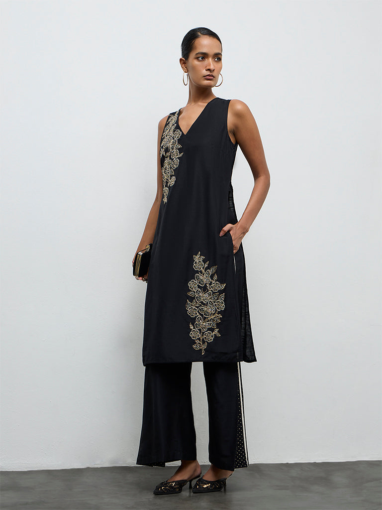 Vark Black Embroidered Straight Ethnic Set