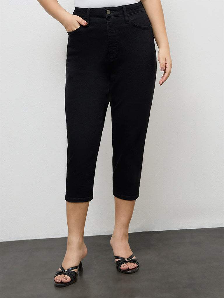 Gia Black High-Rise Capri