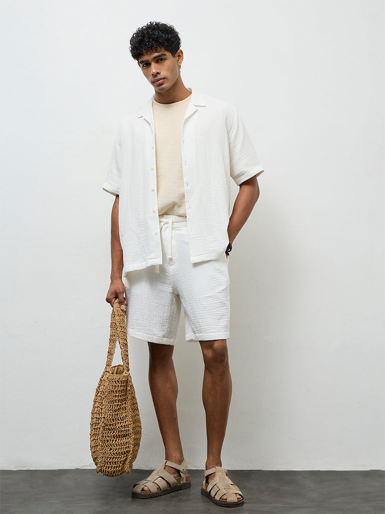 ETA Off-White Crinkle-Textured Relaxed-Fit Mid-Rise Cotton Shorts