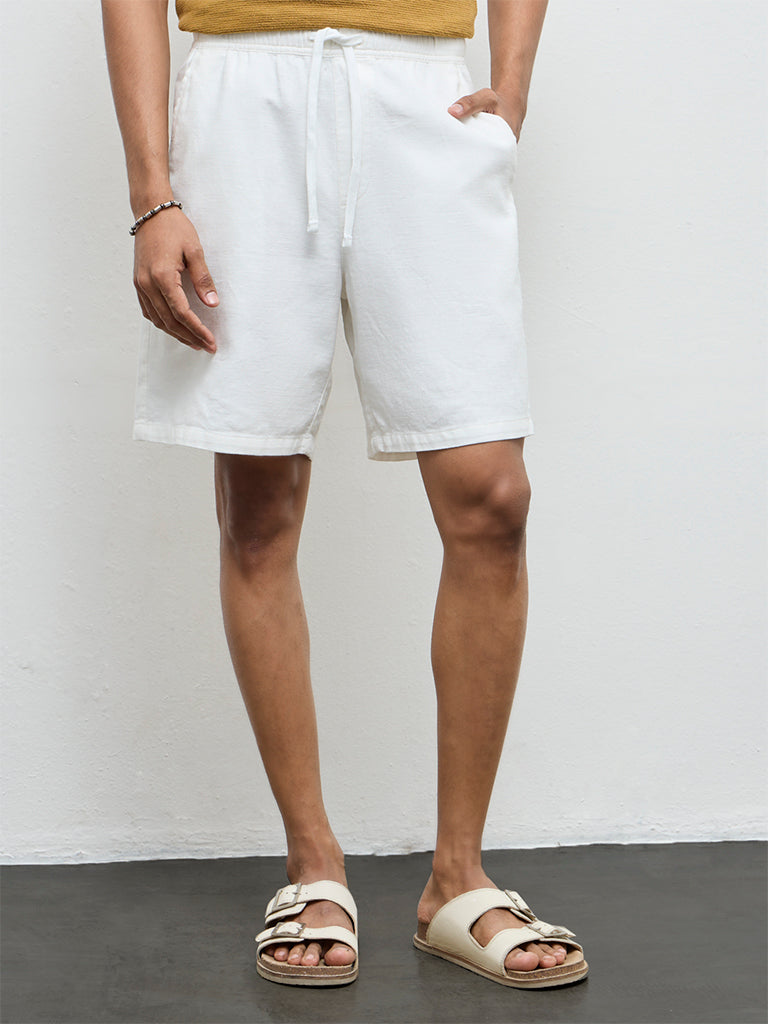 ETA Off-White Solid Relaxed-Fit Mid-Rise Cotton Shorts
