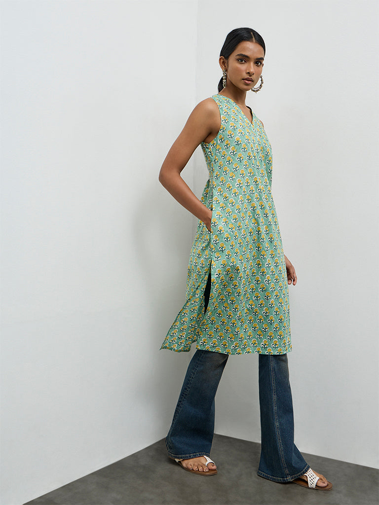 Utsa Mint Floral Printed Cotton Straight Kurta