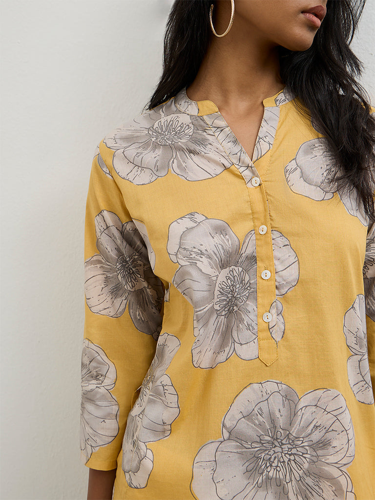 Utsa Yellow Floral Pattern Cotton Straight Kurta