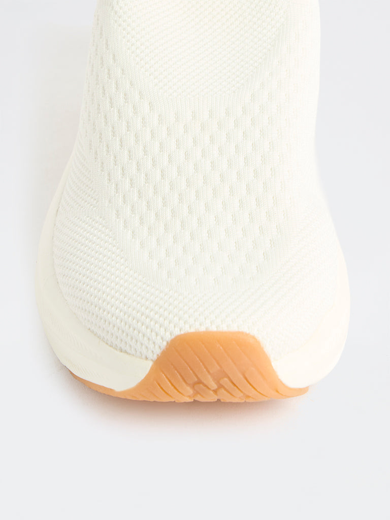 SOLEPLAY Off-White Textured Slip-On Sneakers
