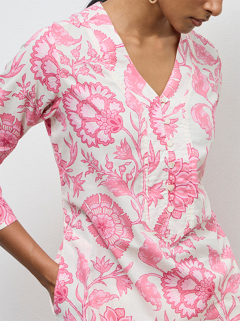 Utsa Pink Floral Printed Cotton Straight Kurta