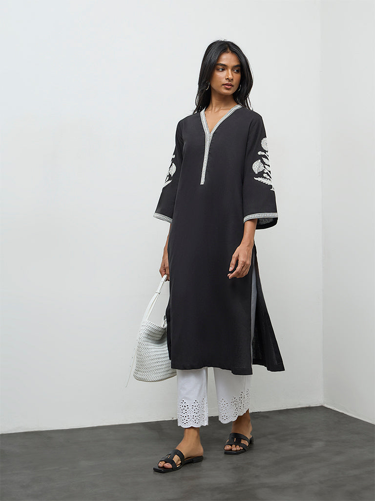 Utsa Black Floral Embroidered Cotton-Blend A-Line Kurta