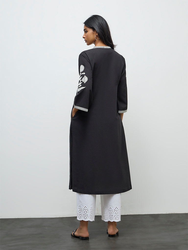 Utsa Black Floral Embroidered Cotton-Blend A-Line Kurta
