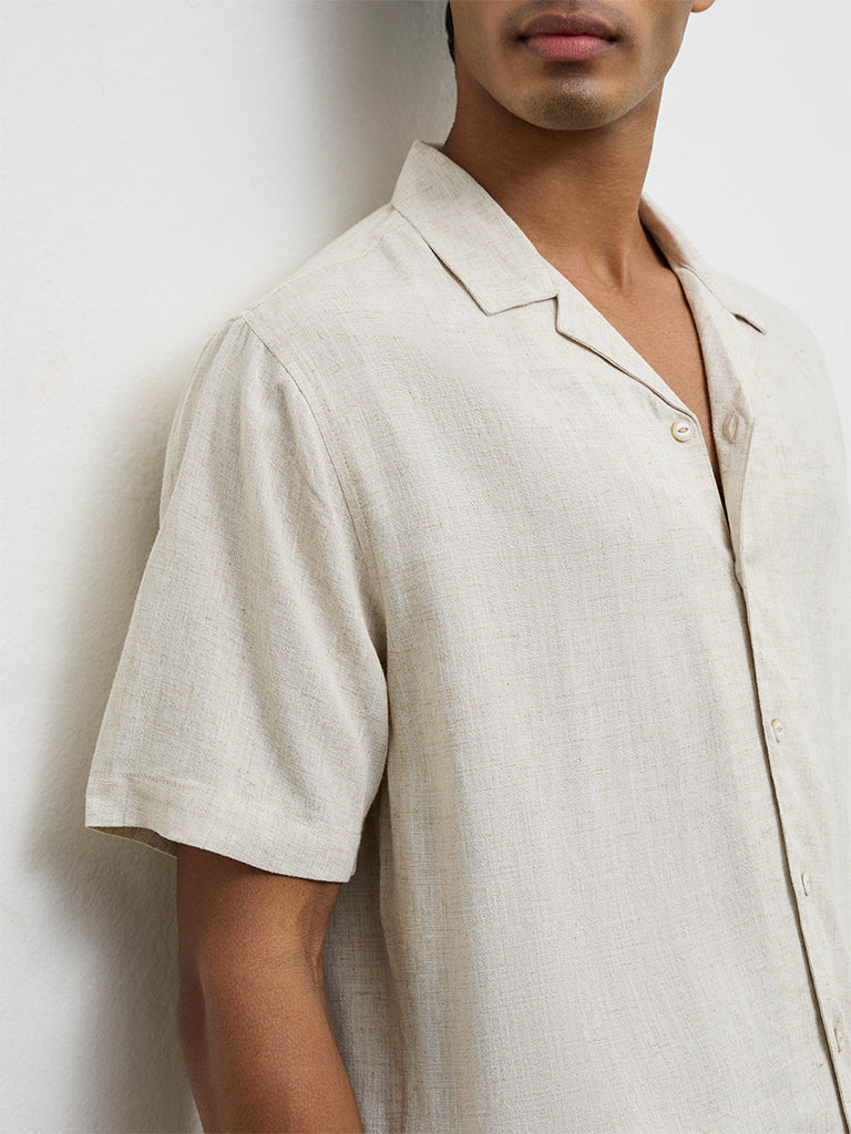 ETA Off-White Solid Relaxed-Fit Shirt