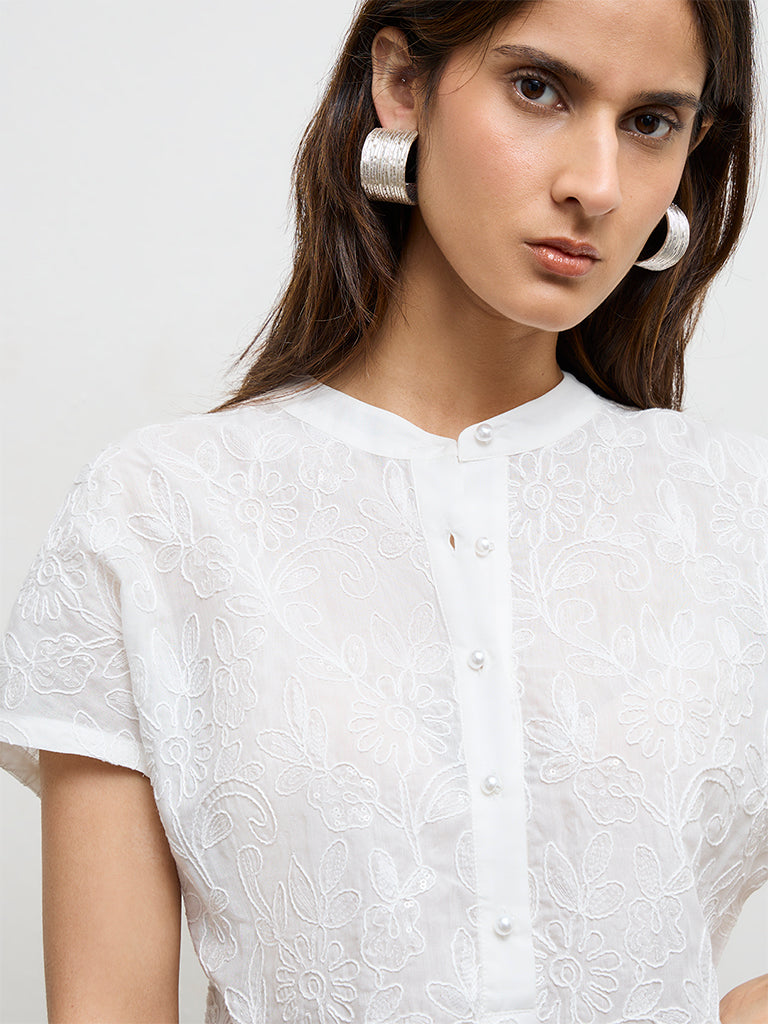 Zuba White Floral Embroidered Cotton-Blend A-Line Kurta