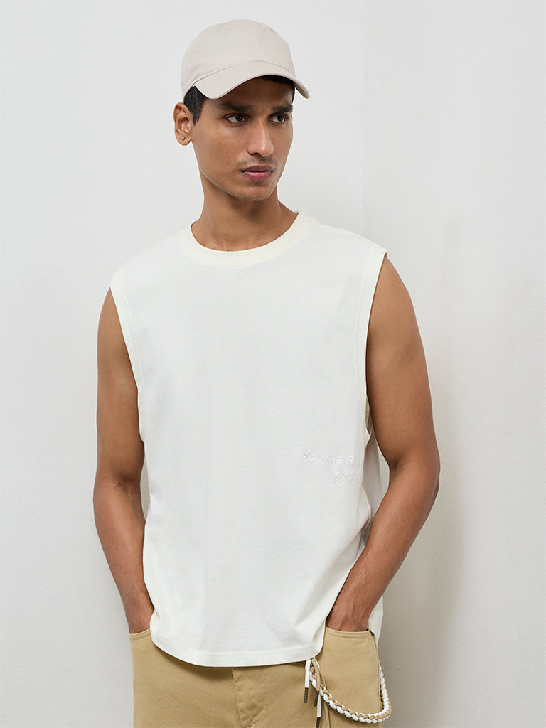Nuon Off-White Relaxed-Fit Cotton T-Shirt