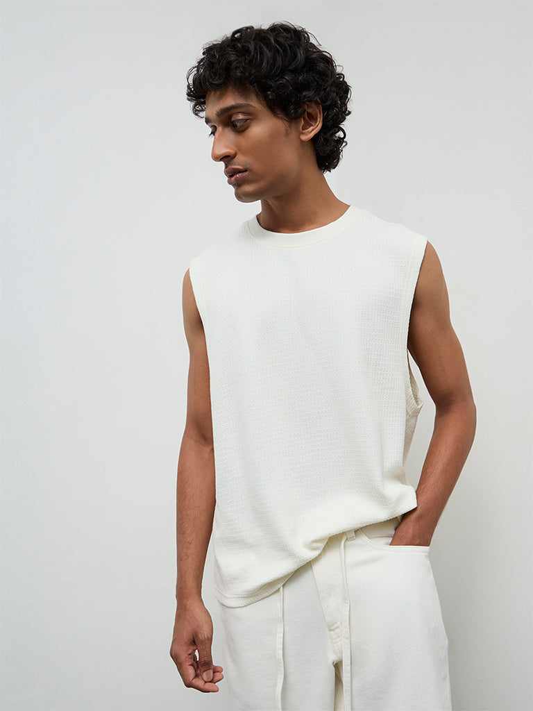 Nuon Off-White Textured Relaxed-Fit Cotton T-Shirt