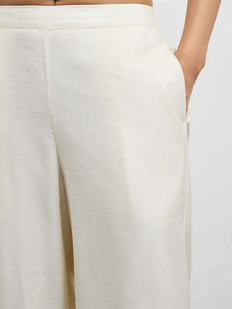 Zuba Off-White Solid Pants